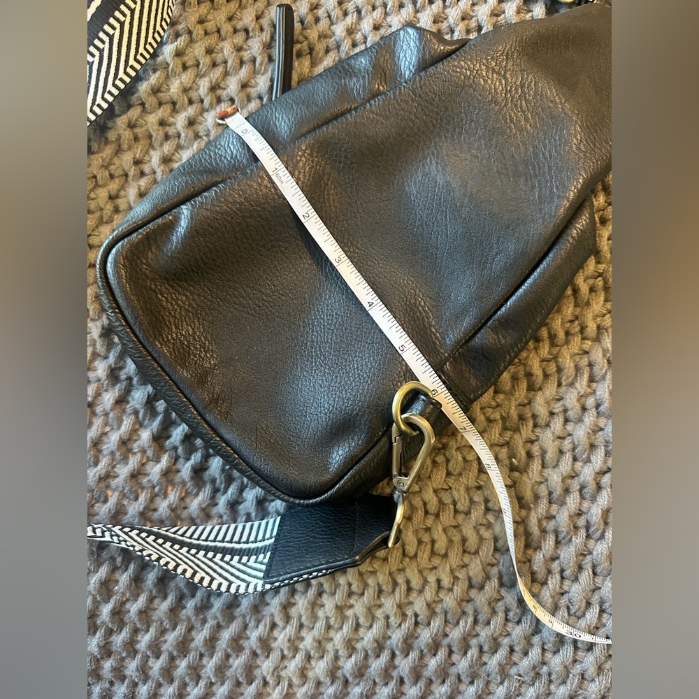 Urban Originals Black Crossbody Sling Bag with Patterned Strap - Picture 10 of 10